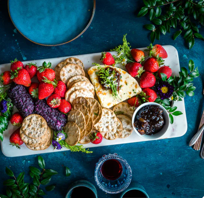 cheese and crackers board